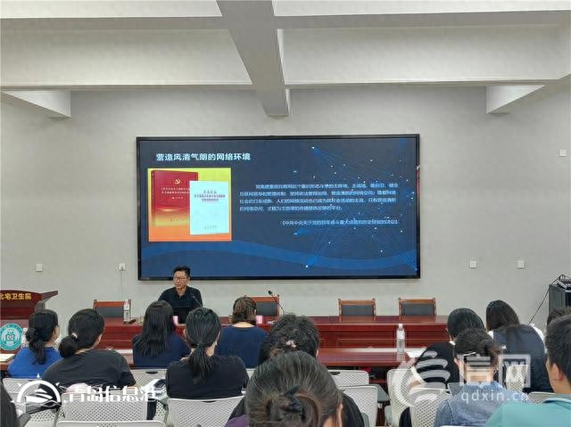 “網(wǎng)絡(luò)正能量進(jìn)社區(qū)”開展專題講座 號召養(yǎng)成良好上網(wǎng)習(xí)慣