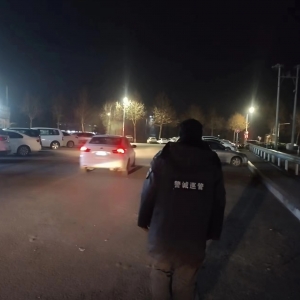 加大夜間巡查力度，維護(hù)良好鎮(zhèn)容秩序！