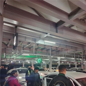 實探膠東機場深夜打車：多數(shù)乘客叫車順利，個別平臺易出問題
