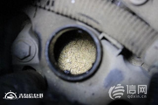 同行之間惡意競爭 發(fā)動(dòng)機(jī)里被灌沙子導(dǎo)致4輛貨車報(bào)廢