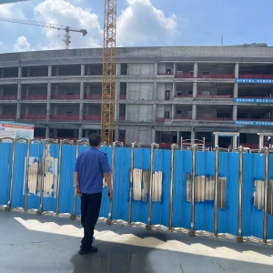 平度市東閣街道執(zhí)法中隊(duì)：抓好揚(yáng)塵治理，守護(hù)城市藍(lán)天
