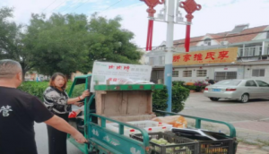 同和執(zhí)法中隊“維護城市秩序，清理占路經(jīng)營”