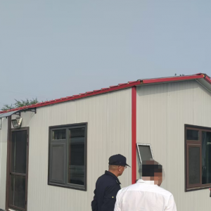 平度市東閣街道執(zhí)法中隊(duì)推進(jìn)拆違治亂，為城市發(fā)展騰空間