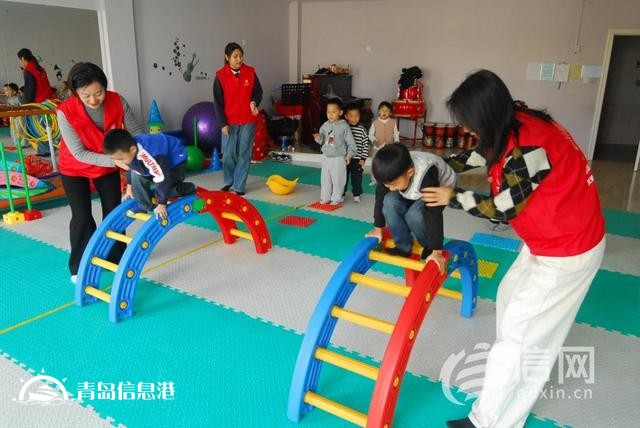國際志愿者日 即墨區(qū)志愿者弘揚志愿服務(wù)精神