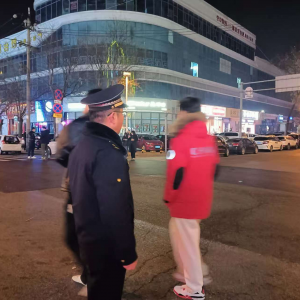 李園街道綜合行政執(zhí)法中隊：春節(jié)期間堅守崗位，守護(hù)祥和喜慶春節(jié) ...