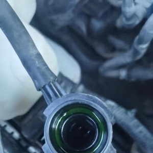 換水箱后三個月車輛水管脫落致拋錨 途虎養(yǎng)車否認(rèn)操作有問題