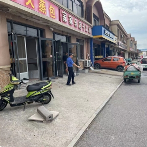 店子中隊(duì)--開展小廣告專項(xiàng)清理行動(dòng)