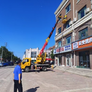 平度市東閣街道執(zhí)法中隊(duì)向擅自占用市政道路行為“亮劍”說(shuō)“不” ...