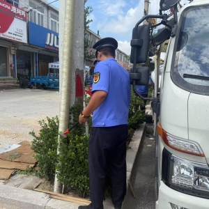 店子中隊(duì)--美化城市面貌 提升鎮(zhèn)容鎮(zhèn)貌