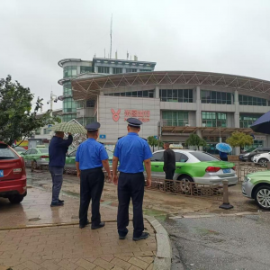 鳳臺執(zhí)法中隊：“雙節(jié)”執(zhí)法不打烊 守護轄區(qū)秩序