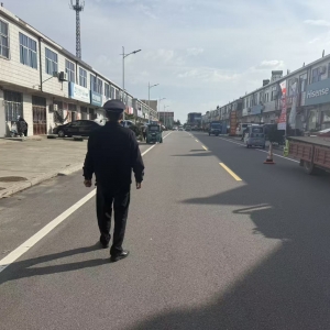 店子中隊(duì)--整治街面秩序 提高環(huán)境保護(hù)意識